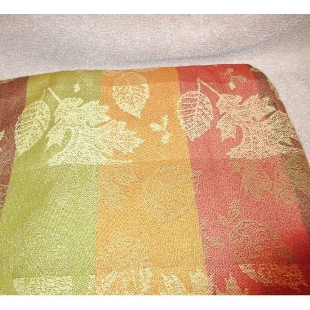 Jacquard Patchwork Fabric Tablecloth Oval 60